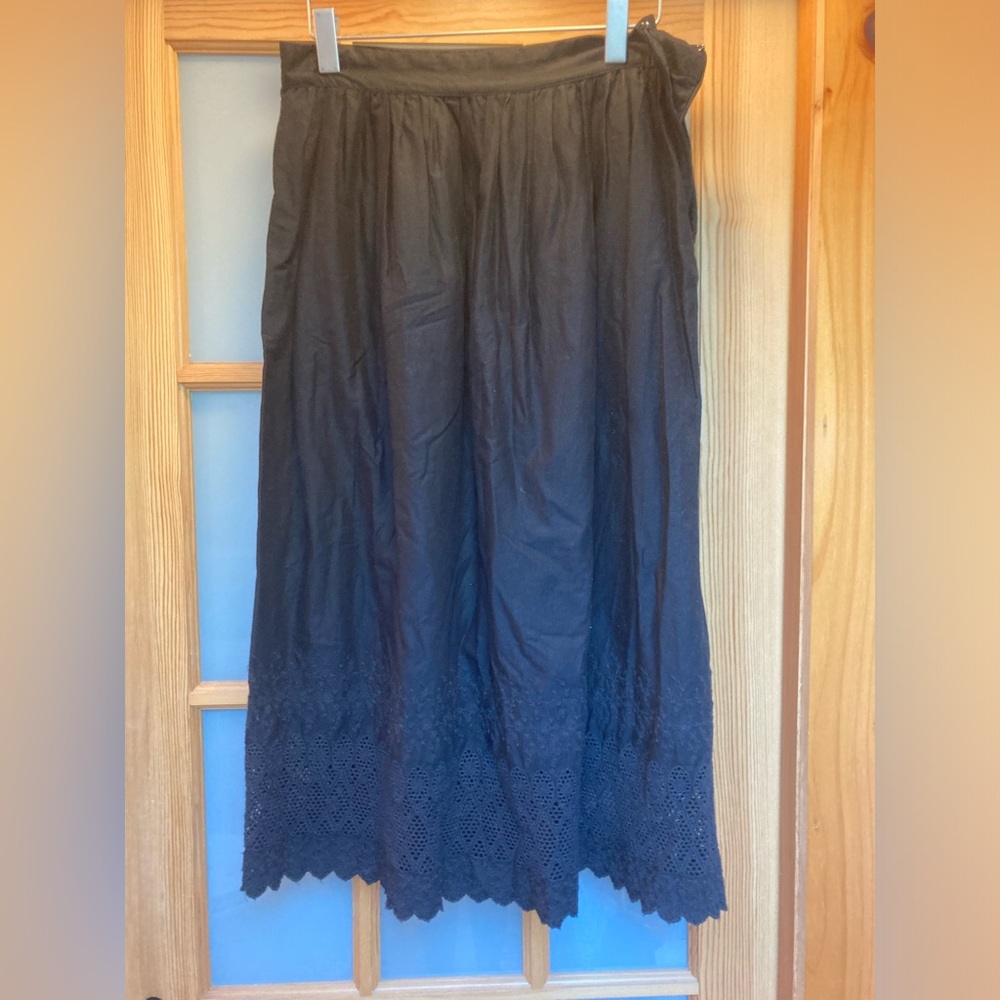 Gap Eyelet Midi Skirt